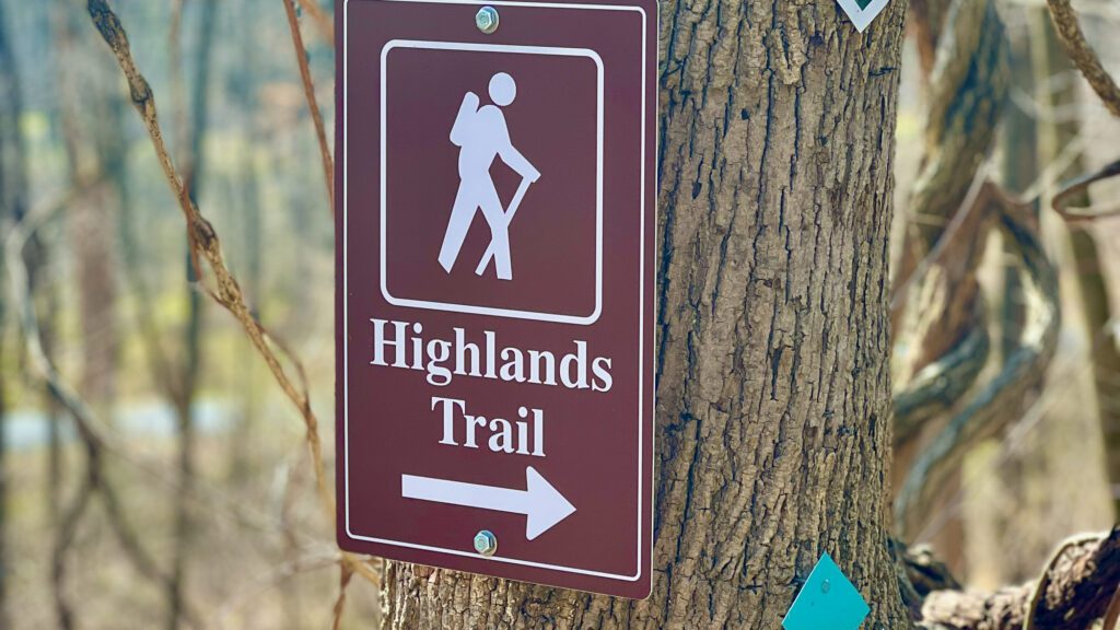 Highlands Trail Sign